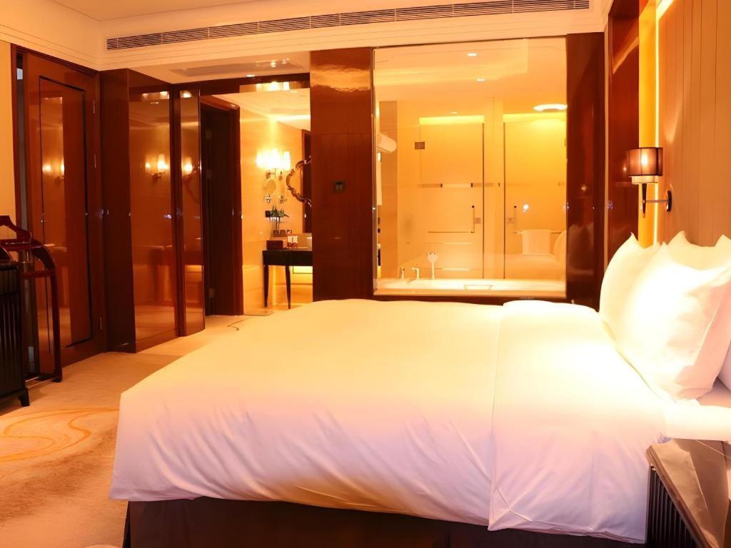 Wyndham Grand Plaza Royale Xianglin Shaoyang Hotel Exterior photo