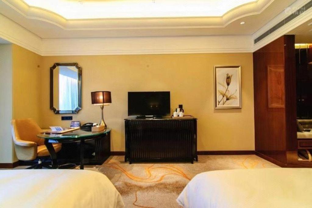 Wyndham Grand Plaza Royale Xianglin Shaoyang Hotel Exterior photo