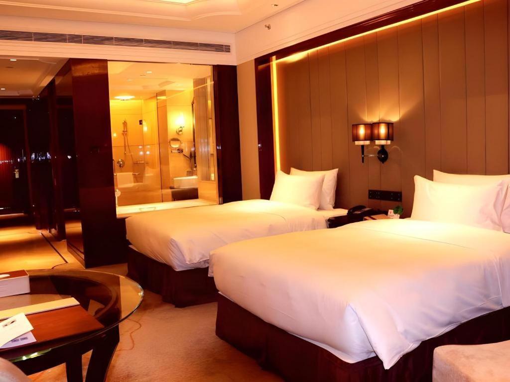 Wyndham Grand Plaza Royale Xianglin Shaoyang Hotel Exterior photo