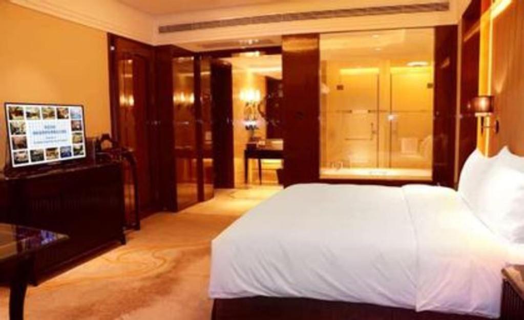 Wyndham Grand Plaza Royale Xianglin Shaoyang Hotel Exterior photo