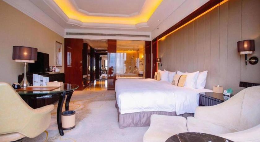 Wyndham Grand Plaza Royale Xianglin Shaoyang Hotel Exterior photo